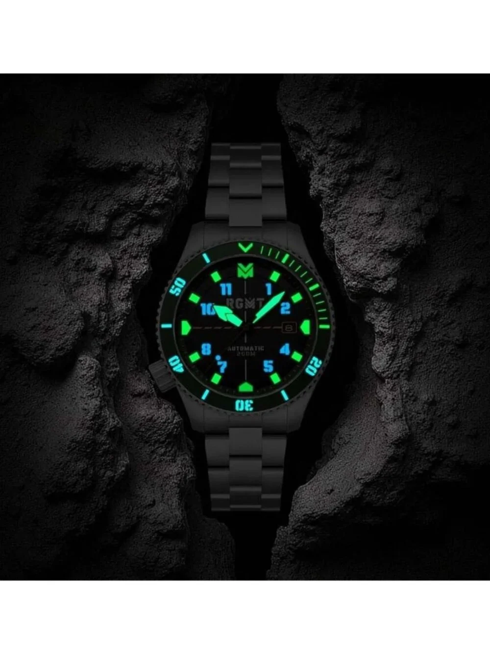 NWT Rgmt Recon Diver Automatic Green Dial Men's Watch